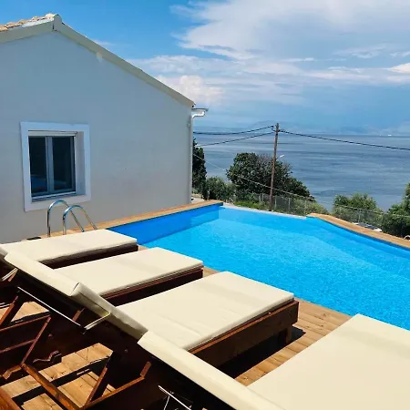 Villa Kaliva Country House With Private Access And Infinity Pool *